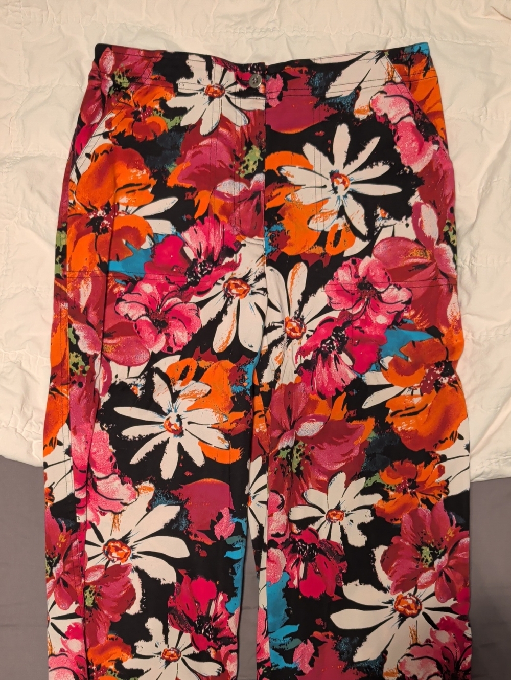Chico's Floral Print Capris Size 1